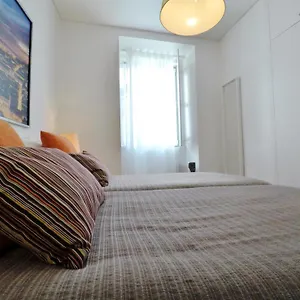 chao-do-loureiro-apartment-baixa-castle.hotels-lisbon-portugal.com/